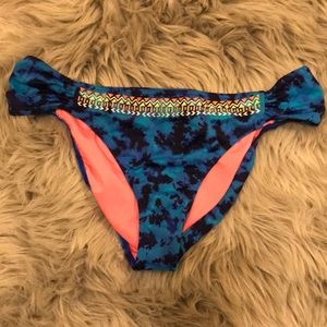 VS SWIM SET IN TRIBAL TIE DYE!